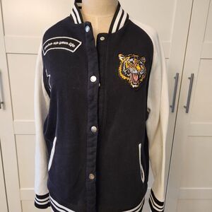 MNG Casual  Women's Black and Black Jacket Embroidered Tiger Letterman  XS